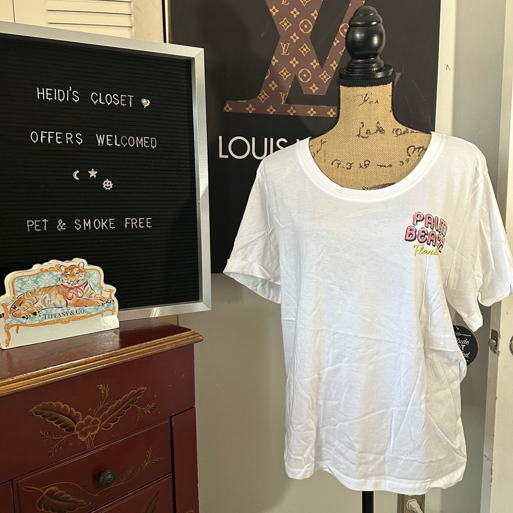 🆕Attitude Not Included Palm Beach Florida T-Shirt - Picture 5 of 15